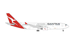 048-535854 - 1:500 - A330-200 Qantas